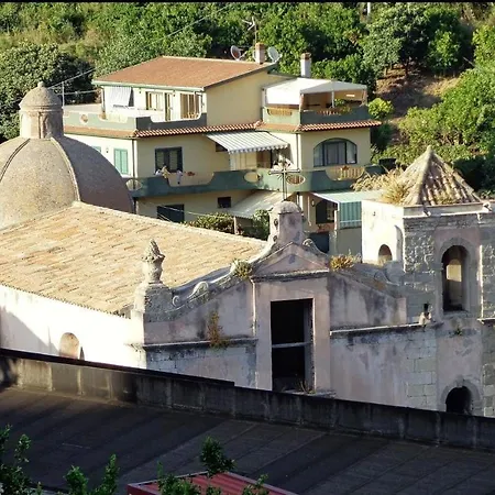 Lontano Dal Caos A Due Passi Dal Mare Condro